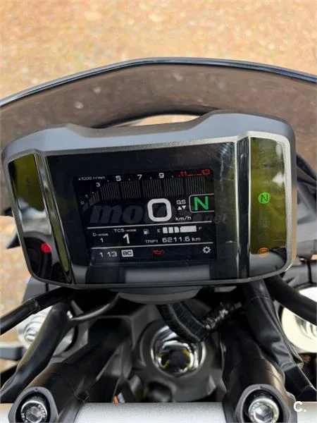 Yamaha MT-09 – Vista 5