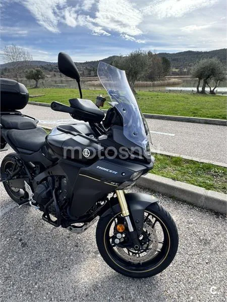 Yamaha Tracer 9 – Vista 10