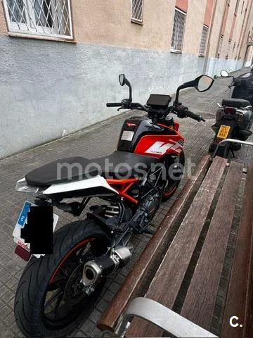 KTM 125 – Vista 2