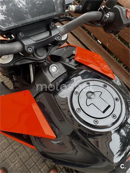 KTM 125 – Vista 3