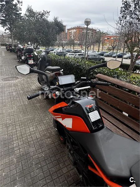 KTM 125 – Vista 4