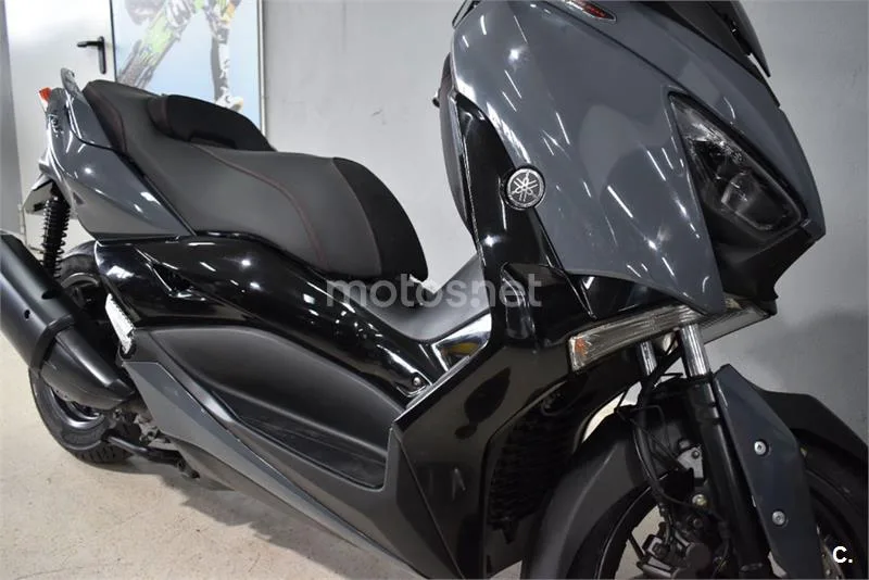 Yamaha XMAX 300 – Vista 8