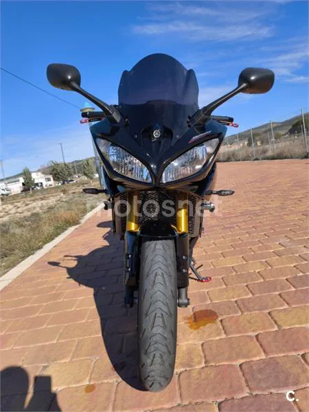 Yamaha Fazer 8 – Vista 18
