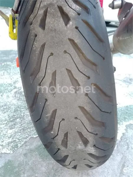 Honda CBR 600F – Vista 8