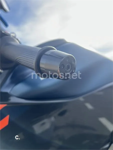 KTM 125 – Vista 13