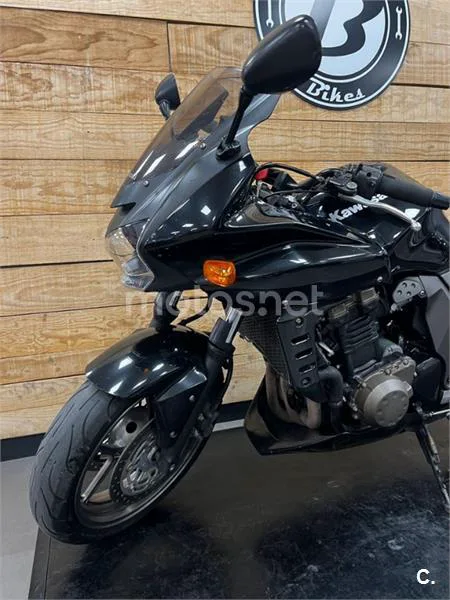 Kawasaki ZR-7S – Vista 21