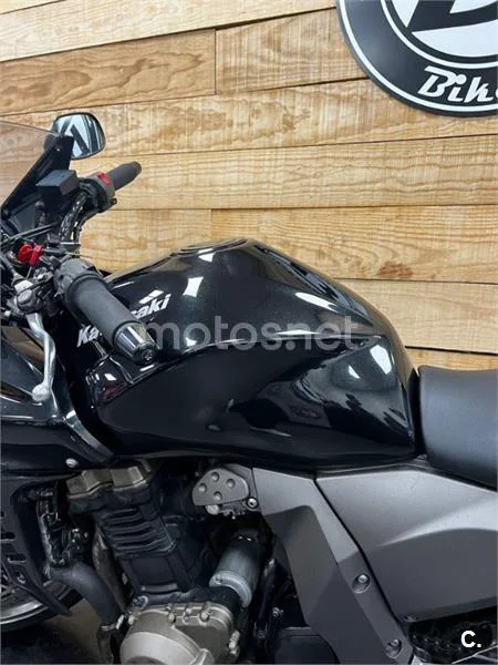 Kawasaki ZR-7S – Vista 5