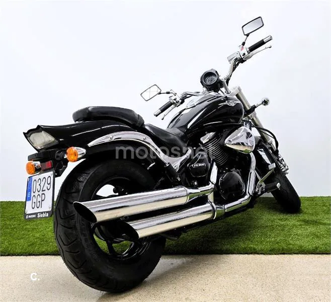 Suzuki Intruder M800 – Vista 6