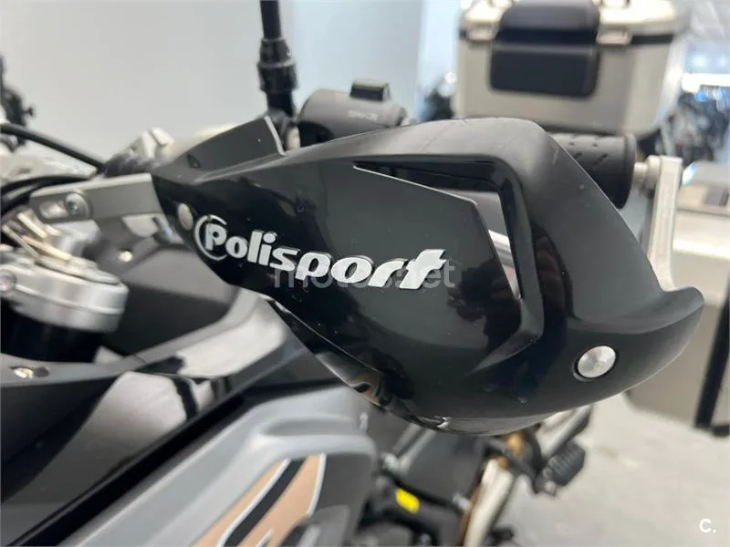 Voge 650 DSX – Vista 12