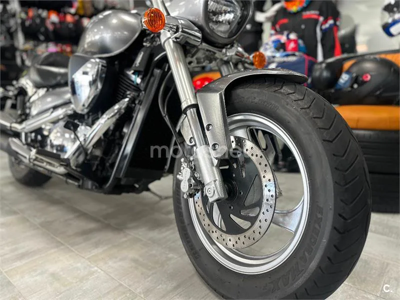Suzuki Intruder M800 – Vista 3