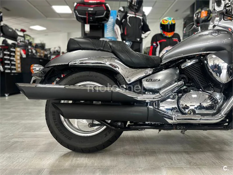 Suzuki Intruder M800 – Vista 4