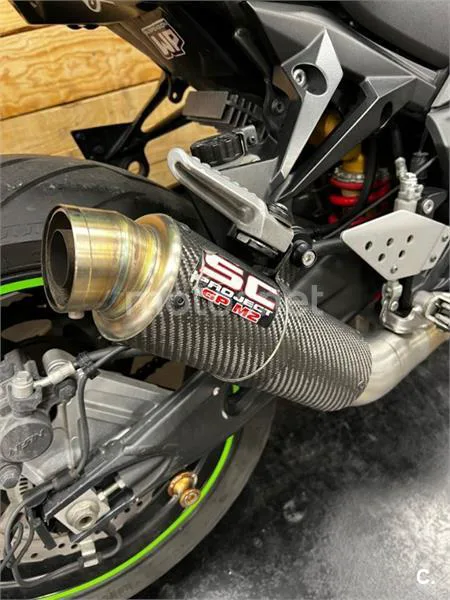 Kawasaki Z750 – Vista 10