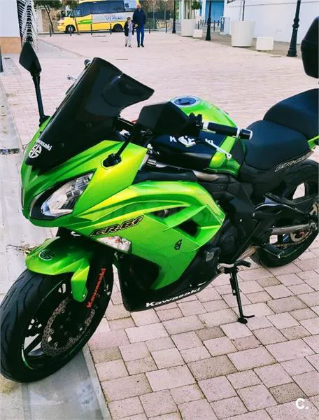 Kawasaki ER-6F – Vista 3