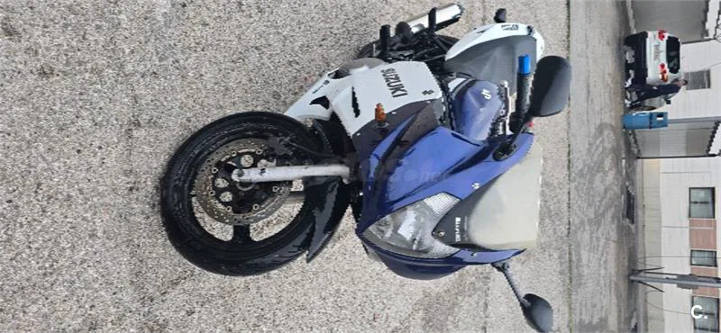 Suzuki GS 500F – Vista 9