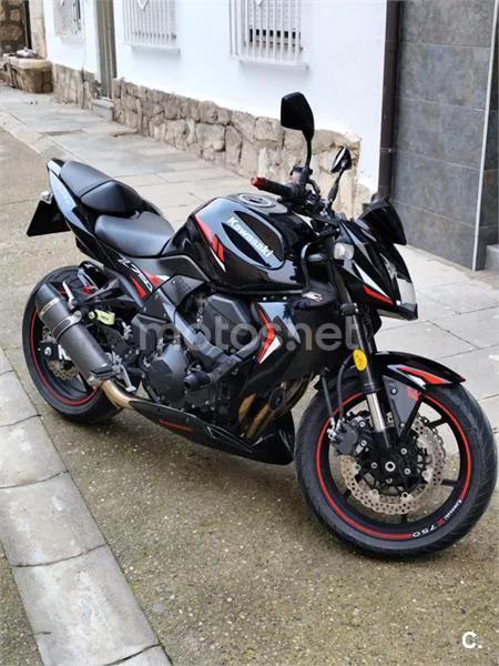 Kawasaki Z 750 – Vista 2