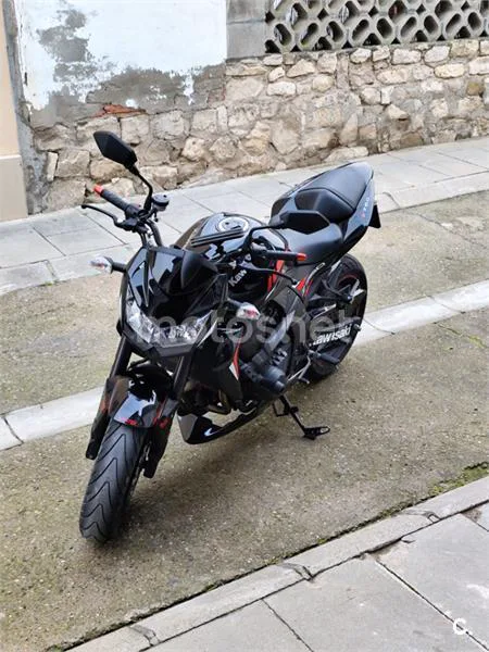 Kawasaki Z 750 – Vista 3