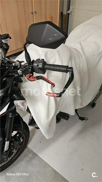 Kawasaki Z 750 – Vista 4