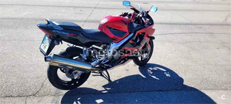 Honda CBR 600F – Vista 3