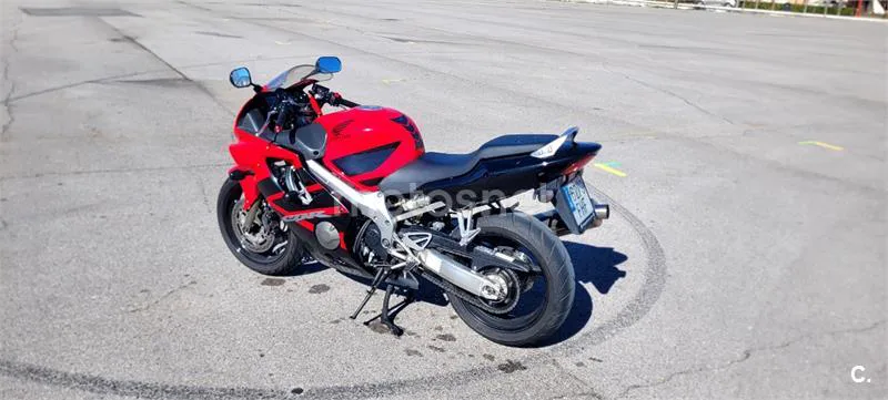 Honda CBR 600F – Vista 4