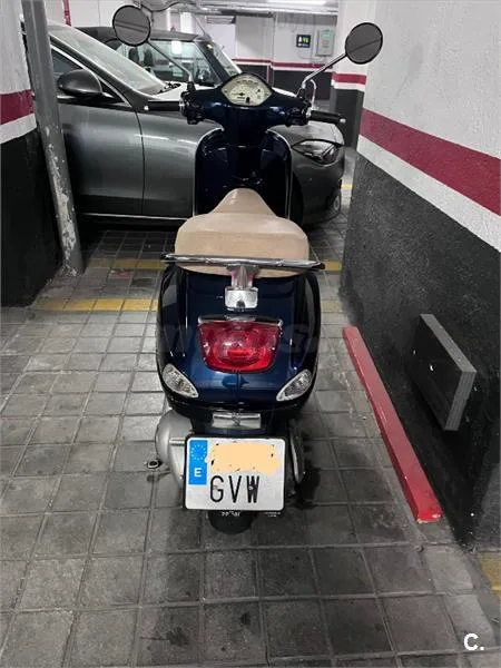 Vespa LX 125 ie – Vista 3
