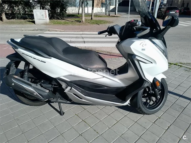 Honda Forza – Vista 6