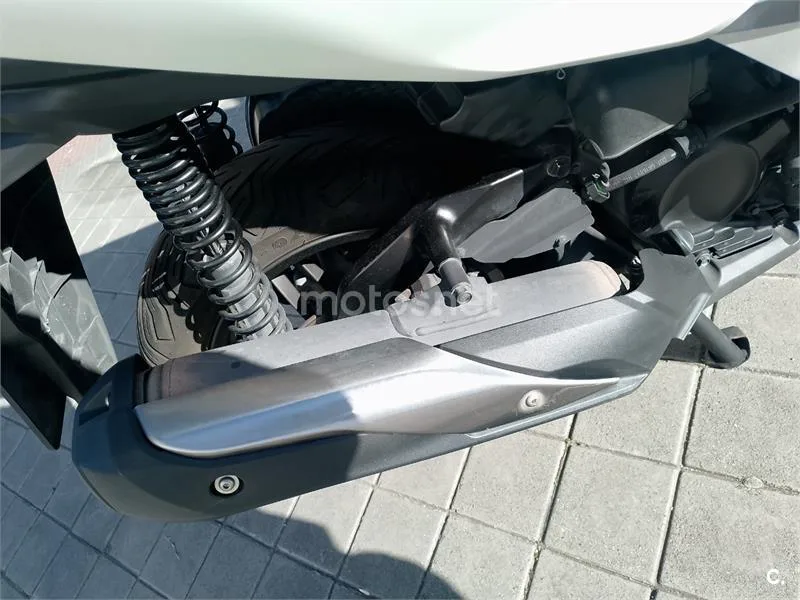 Honda Forza – Vista 7