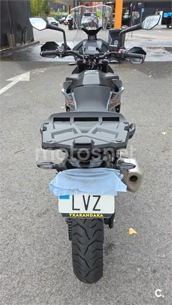 KTM 890 – Vista 5