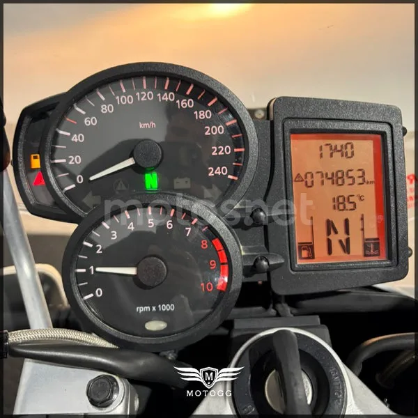 BMW R 1200 R – Vista 9