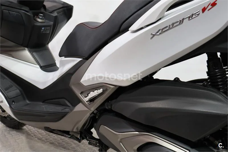 Kymco Xciting VS 400 – Vista 14