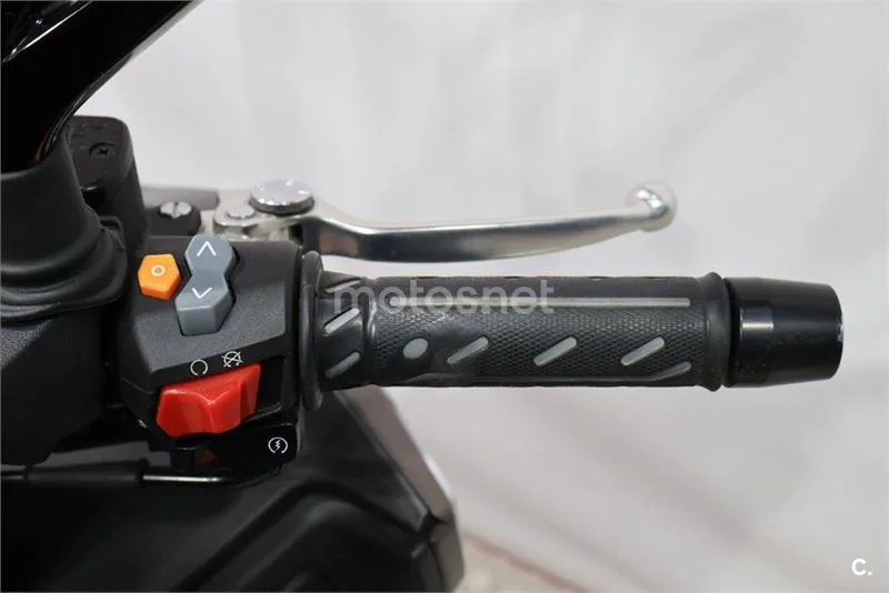 Kymco Xciting VS 400 – Vista 9
