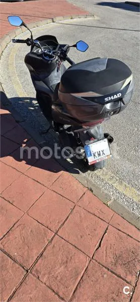 Honda PCX 125 – Vista 3