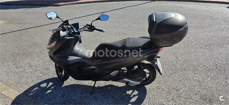 Honda PCX 125 – Vista 4