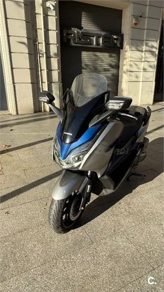 Honda Forza 125 – Vista 3