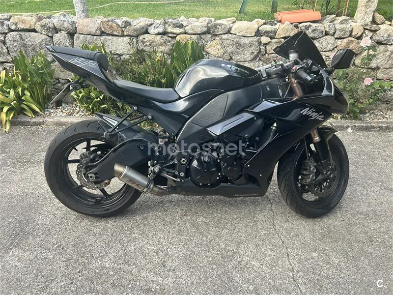 Kawasaki ZX-10R – Vista 2