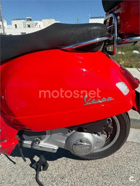 Vespa GTS 125 – Vista 13