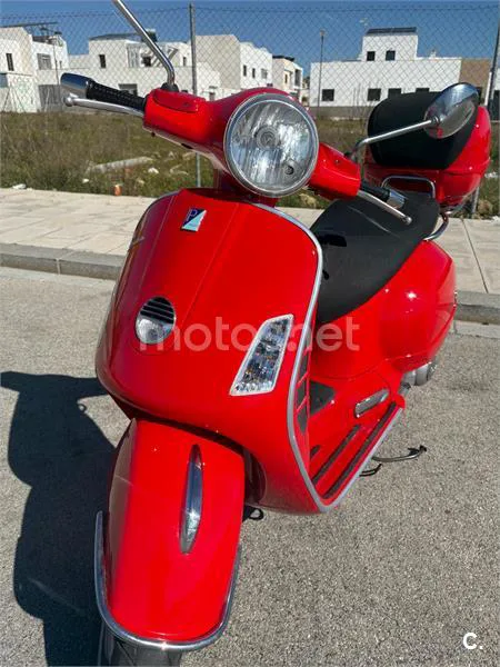 Vespa GTS 125 – Vista 3