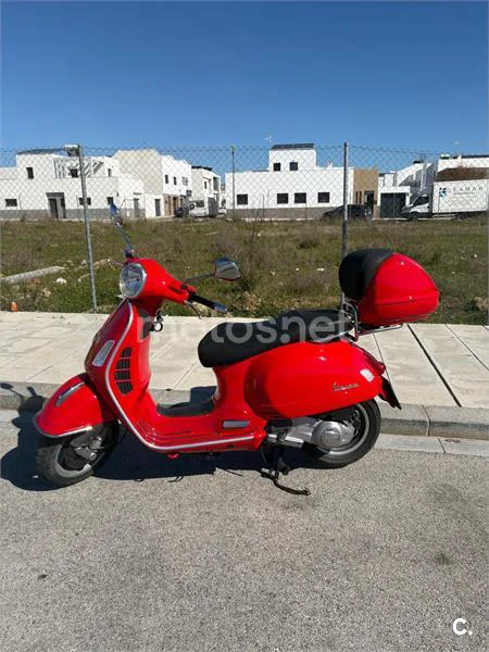Vespa GTS 125 – Vista 4