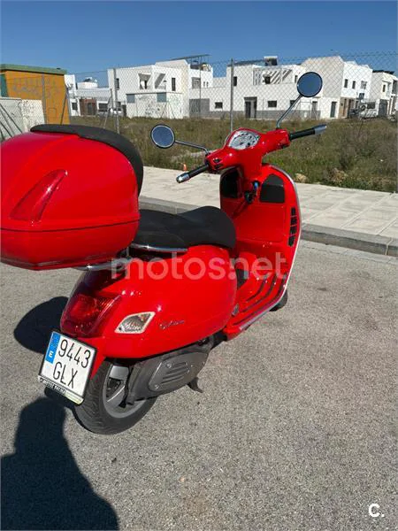 Vespa GTS 125 – Vista 8