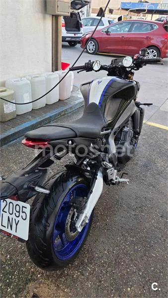 Yamaha MT 09 – Vista 3