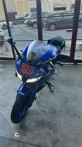 Yamaha R125 – Vista 11