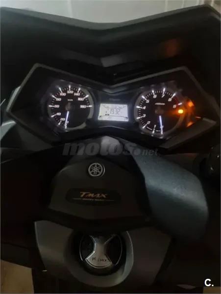 Yamaha TMAX 530 – Vista 6