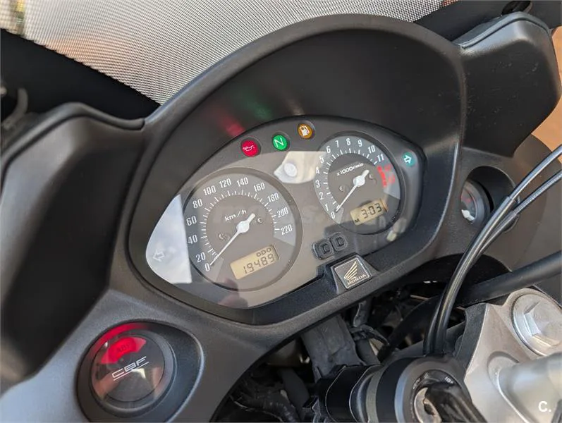 Honda CBF 600 SA – Vista 7