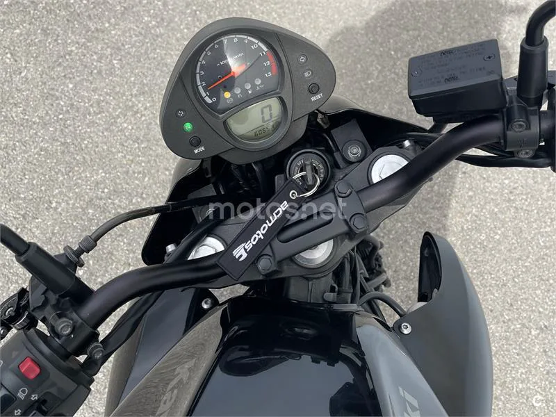 Kawasaki ER 6N – Vista 5