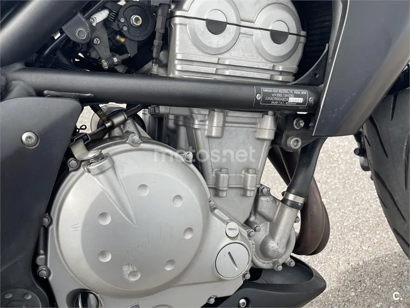 Kawasaki ER 6N – Vista 9