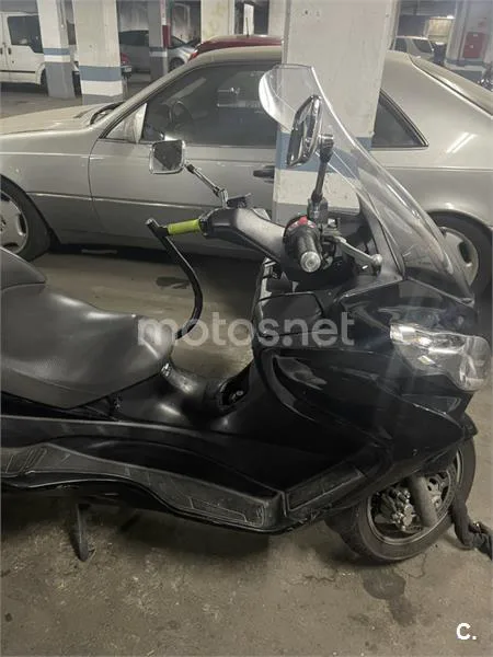 Suzuki Burgman 400 - Vista 3