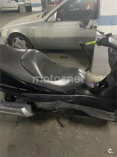 Suzuki Burgman 400 - Vista 10