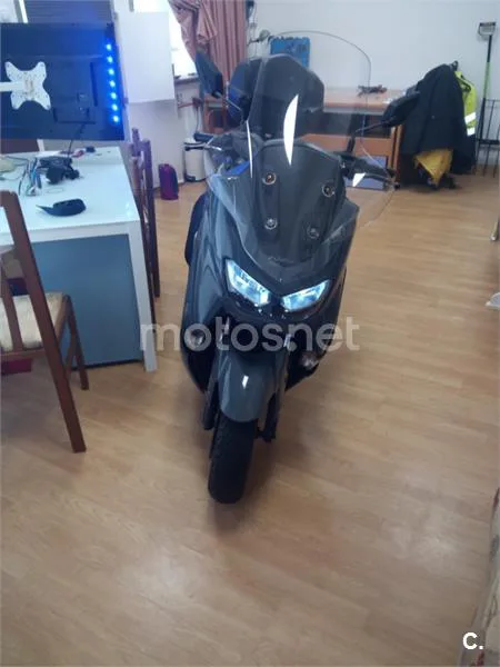 Yamaha NMAX – Vista 2