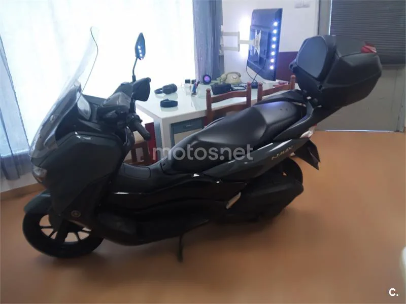 Yamaha NMAX – Vista 3