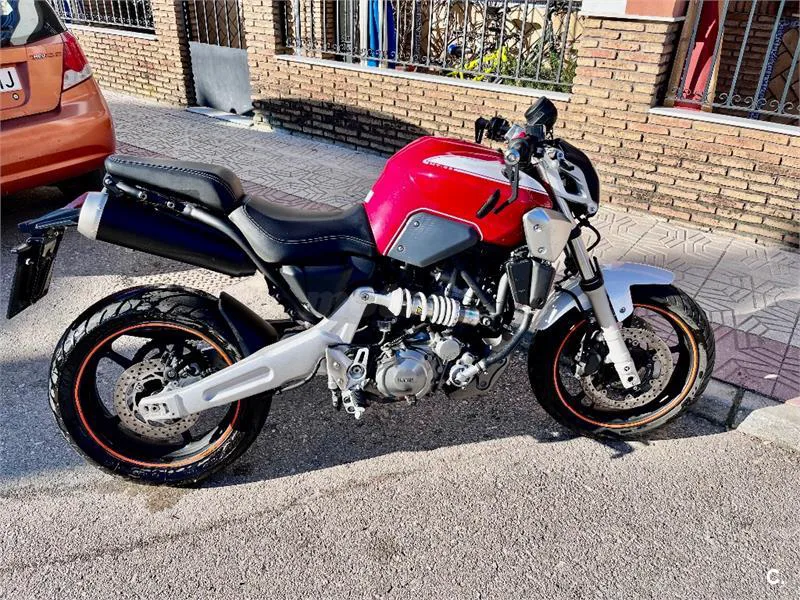 Yamaha MT-03 – Vista 2