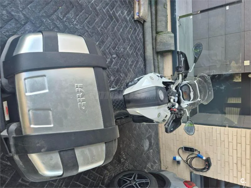Benelli TRK 502 – Vista 4